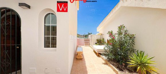 4 bedrooms House in Adeje, Spain No. 21214 12