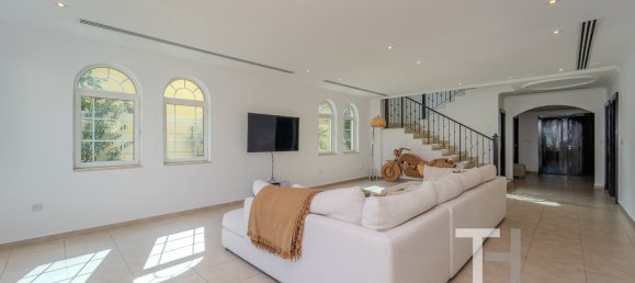 4 bedrooms Villa in Jumeirah Park, UAE No. 28692 5