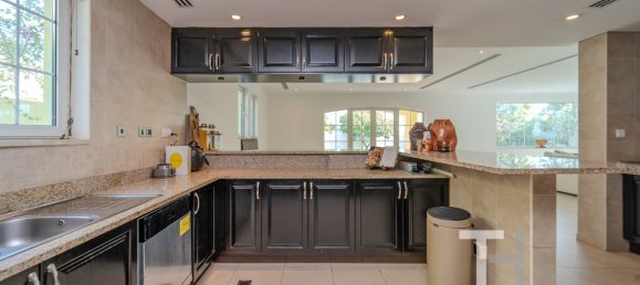 4 bedrooms Villa in Jumeirah Park, UAE No. 28692 11