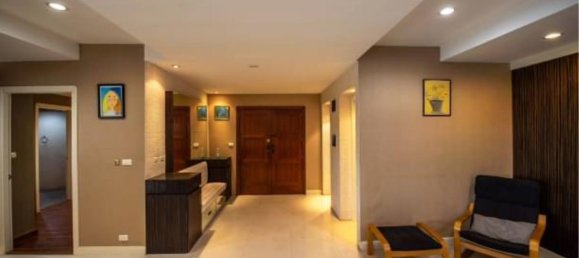 Кондоминиум  с 3 спальнями в Клонг Тоэй, Таиланд № 57910 14