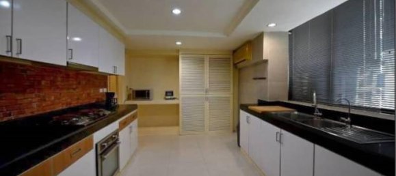 Кондоминиум  с 3 спальнями в Клонг Тоэй, Таиланд № 57910 7