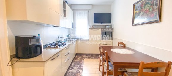 Apartamento T3 em Fiorano Modenese, Italy N.º 337676 9