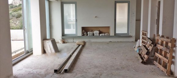 265m² Commercial property in Kalyvia Thorikou, Greece No. 7310 3