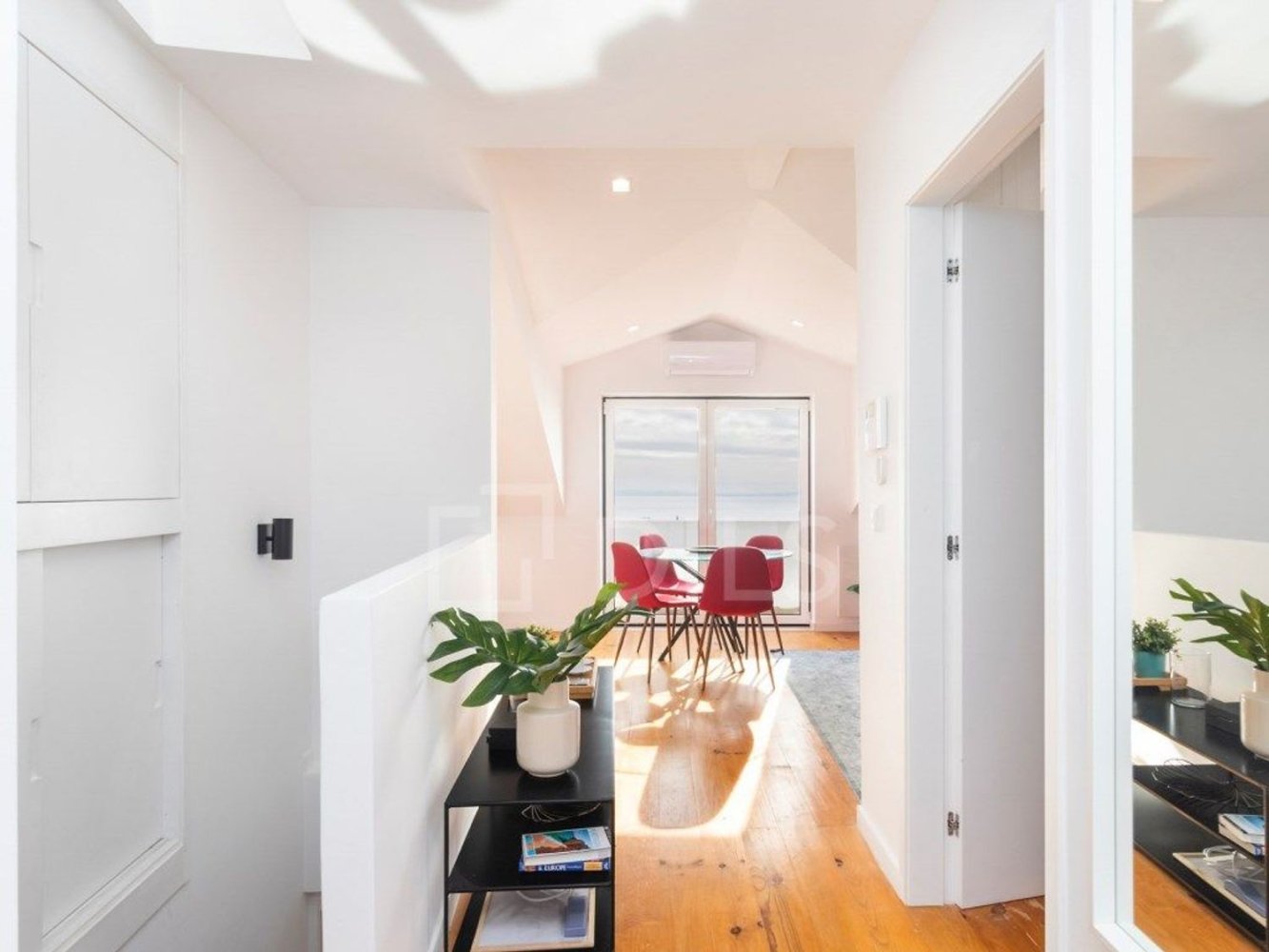 Здание 200м² в Лиссабон, Португалия № 117058