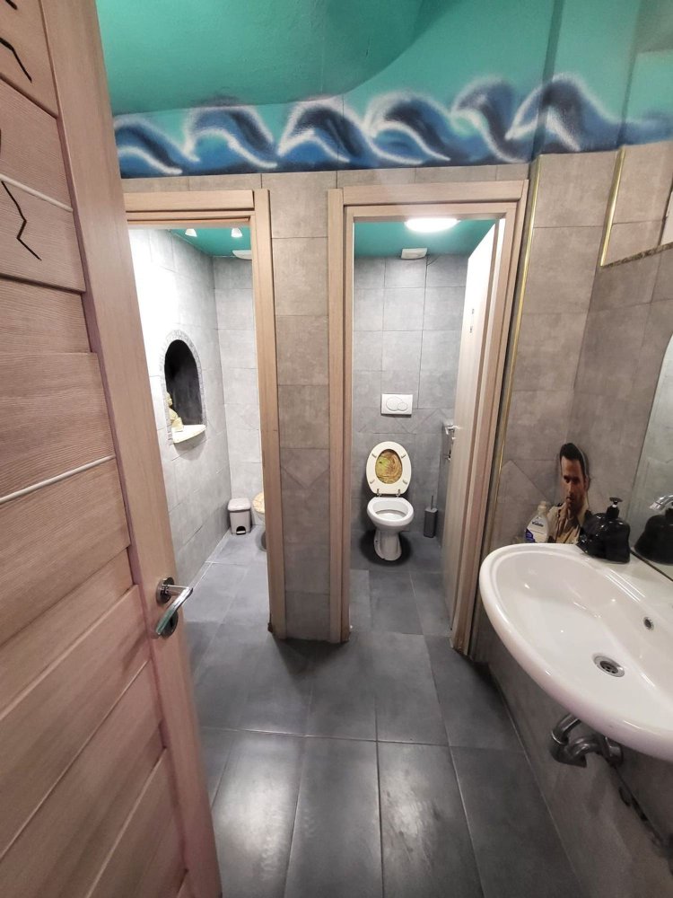 Propiedad comercial de 2 habitaciónes en Rome, Italy No. 256406