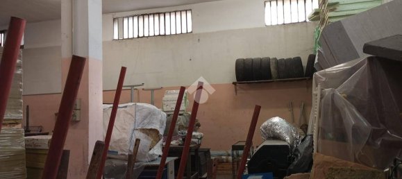 421m² Commercial property in Brescia, Italy No. 121055 8