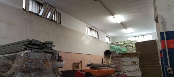 421m² Commercial property in Brescia, Italy No. 121055 10