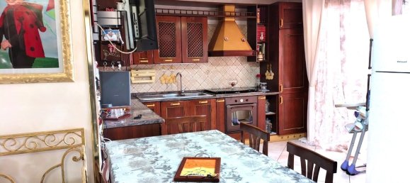 Apartamento de 4 divisões em Maddaloni, Italy N.º 285255 2