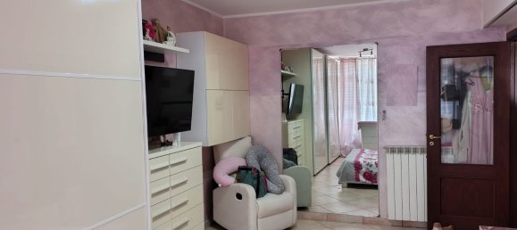 Apartamento de 4 divisões em Maddaloni, Italy N.º 285255 5