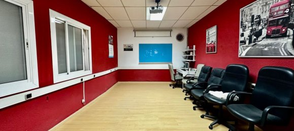 Gewerbliche Immobilie in Badalona, Spain 200m², Nr. 149322 3