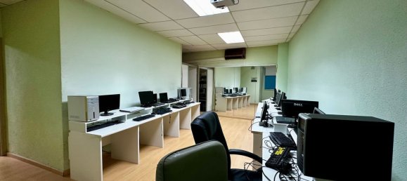 Gewerbliche Immobilie in Badalona, Spain 200m², Nr. 149322 12