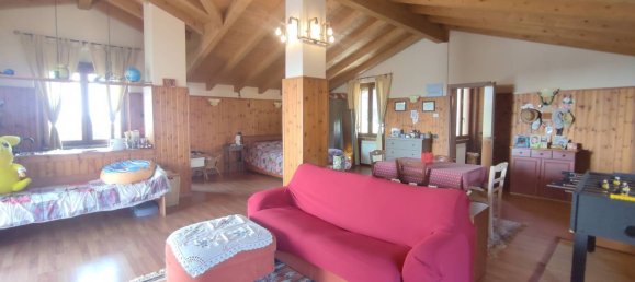 4-salle Villa à San Fermo della Battaglia, Italy No. 300078 36