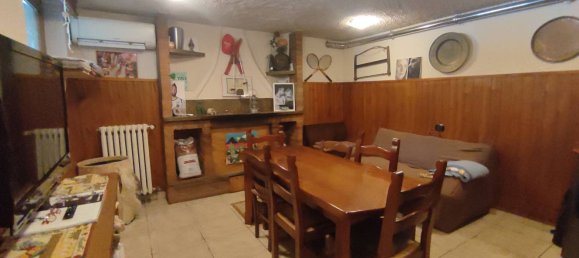 4-salle Villa à San Fermo della Battaglia, Italy No. 300078 7