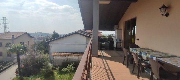 4-salle Villa à San Fermo della Battaglia, Italy No. 300078 31