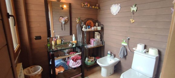 4-salle Villa à San Fermo della Battaglia, Italy No. 300078 28