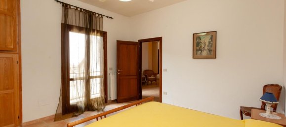 5 rooms Apartment in Torpè, Italy No. 233697 15