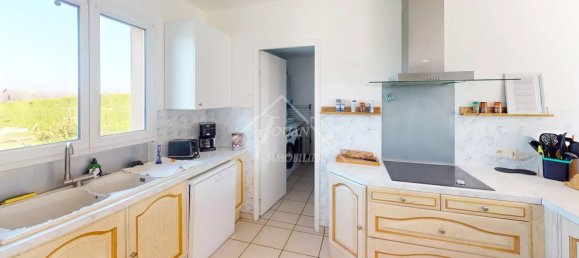 3 chambres Maison à Chareil-Cintrat, France No. 206869 5