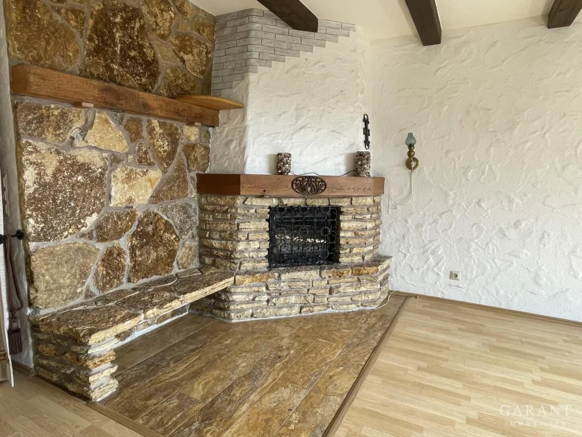 5 bedrooms Townhouse in Stuttgart, Germany No. 297386