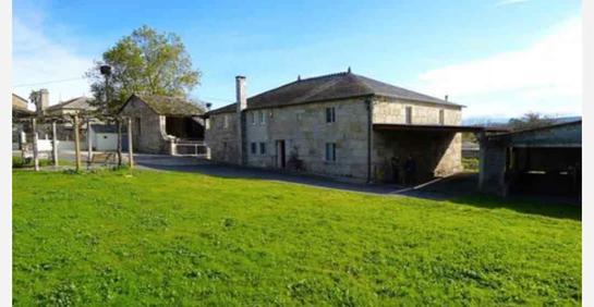 5 bedrooms House in Lugo, Spain No. 185001