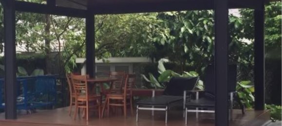 4 bedrooms Cafe / restaurant in Bangkok, Thailand No. 3375 3