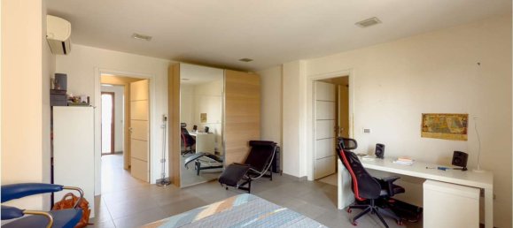 6 Schlafzimmer Wohnung in Taranto, Italy, Nr. 356995 24