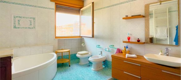 6 Schlafzimmer Wohnung in Taranto, Italy, Nr. 356995 20