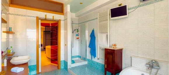 6 Schlafzimmer Wohnung in Taranto, Italy, Nr. 356995 19