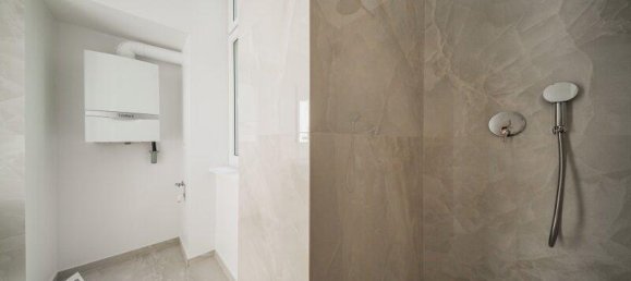 Квартира с 3 комнатами в Мариахильф, Австрия № 221960 8