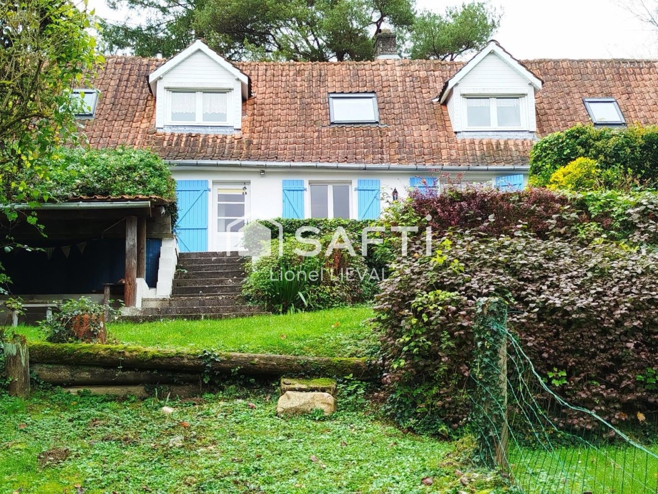  Castillos de 4 dormitorios en Contes, France No. 210654