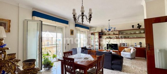 4 bedrooms Apartment in Naples, Italy No. 381307 5