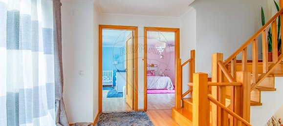 4 bedrooms House in Rio de Mouro, Portugal No. 49109 9