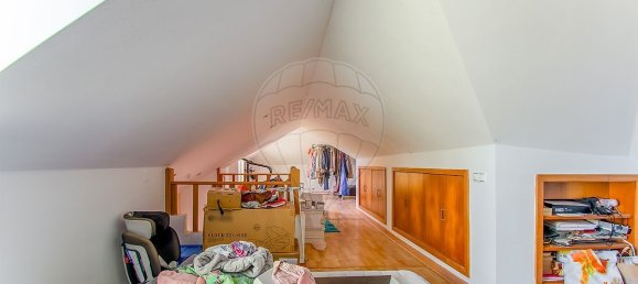 4 bedrooms House in Rio de Mouro, Portugal No. 49109 19