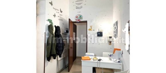 2 rooms Office in Palermo, Italy No. 171804 3