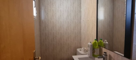 3 bedrooms House in Manises, Spain No. 28446 18