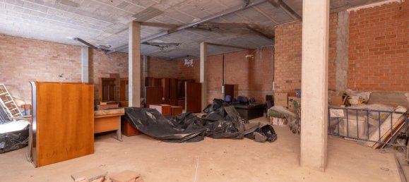 93m² Commercial property in Armilla, Spain No. 166422 4