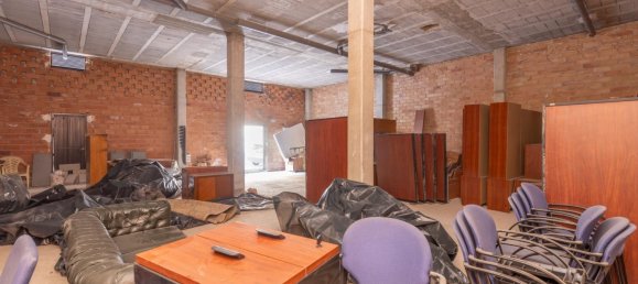 93m² Commercial property in Armilla, Spain No. 166422 3