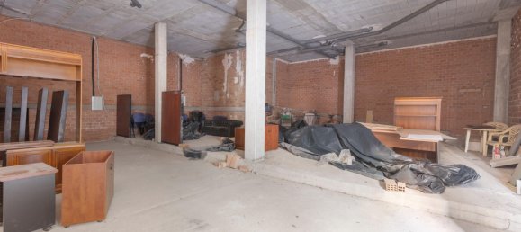 93m² Commercial property in Armilla, Spain No. 166422 6