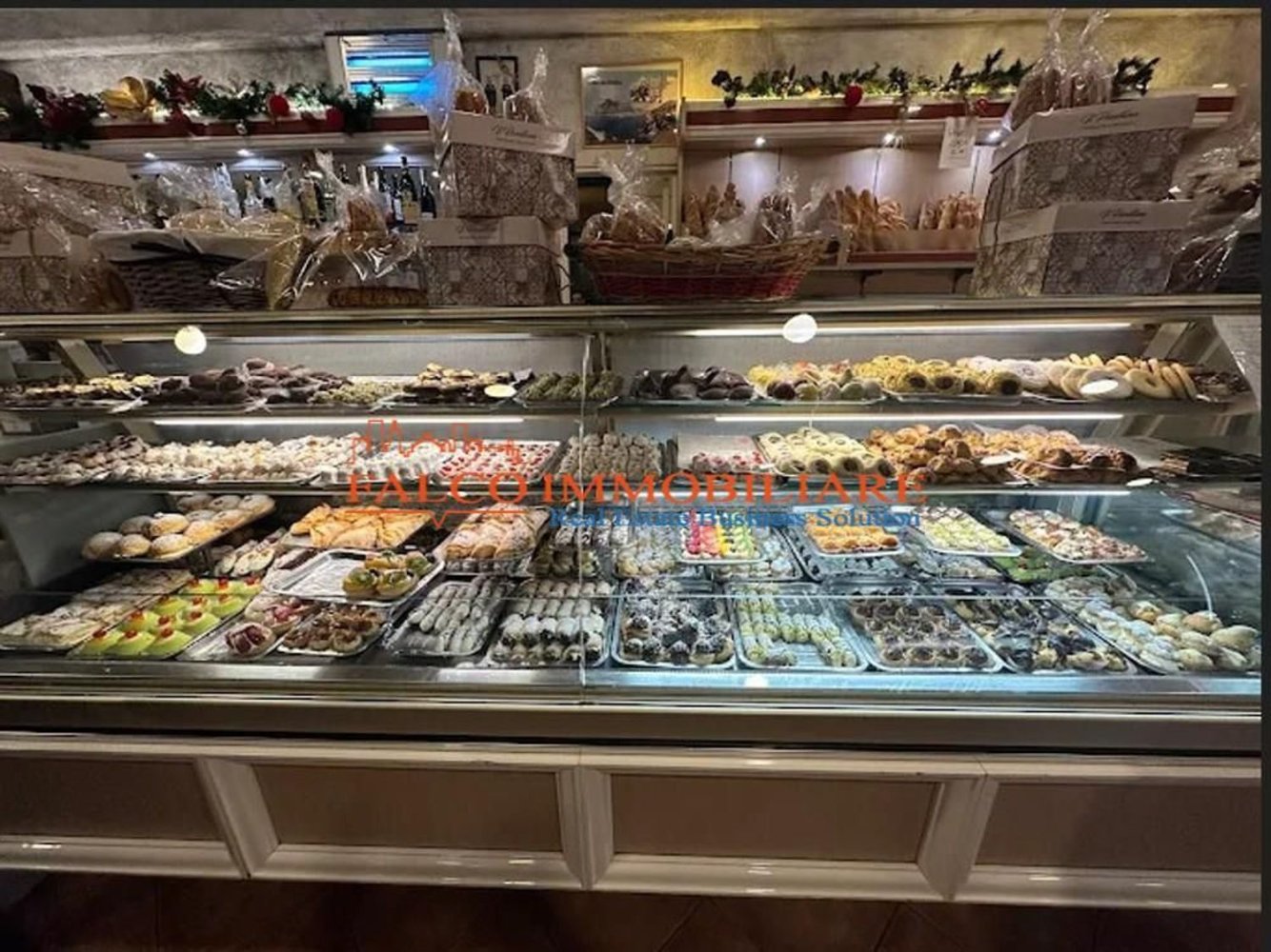 Propiedad comercial en San Giuliano Milanese, Italy 120 m² No. 361055