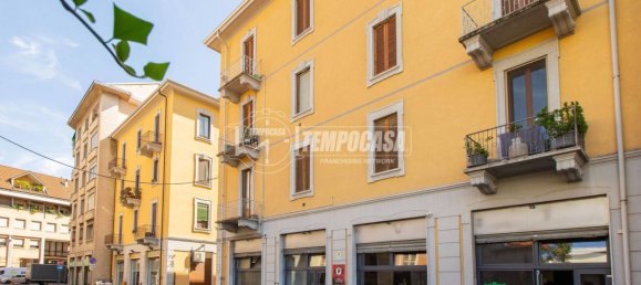 Apartamento de 1 dormitorio en Busto Arsizio, Italy No. 303027 26