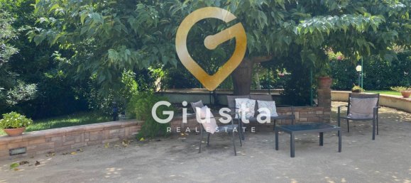 5 bedrooms Villa in Mesagne, Italy No. 327718 23