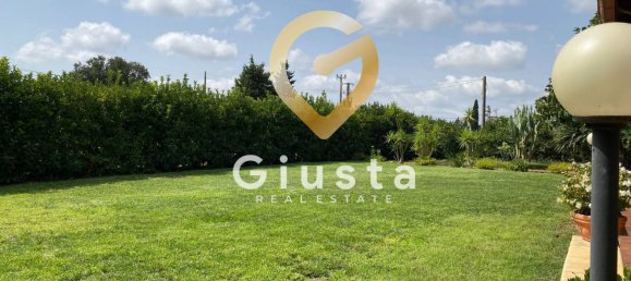 5 bedrooms Villa in Mesagne, Italy No. 327718 28