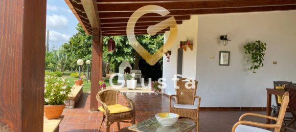 5 bedrooms Villa in Mesagne, Italy No. 327718 26