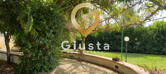 5 bedrooms Villa in Mesagne, Italy No. 327718 29