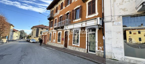 2 rooms Commercial property in Biella, Italy No. 49800 3