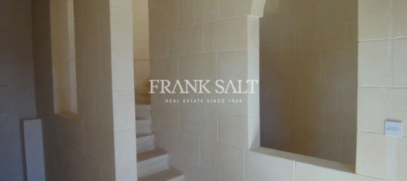 3 bedrooms Farm in Xaghra, Malta No. 5916 11