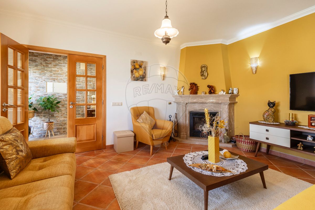 3 bedrooms House in Caldas da Rainha, Portugal No. 26069