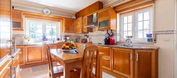 3 bedrooms House in Caldas da Rainha, Portugal No. 26069 4