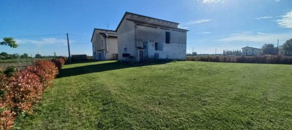 5 bedrooms House in Medicina, Italy No. 337790 17