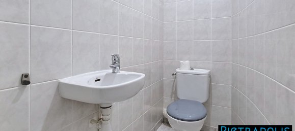 3 bedrooms Apartment in Lyon, France No. 331359 16