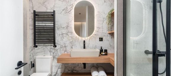 Apartamento de 3 dormitorios en Madrid, Spain No. 125043 13